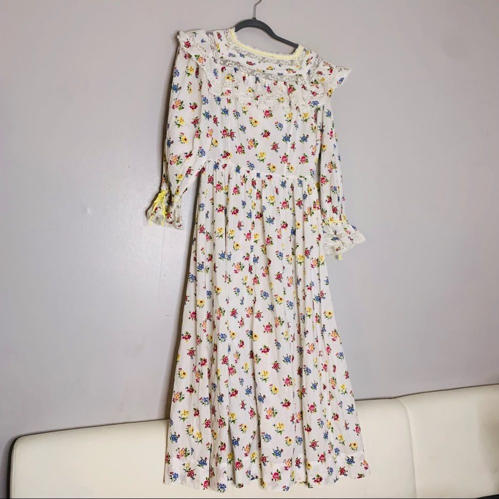 Doen dress - Picture 7 of 12